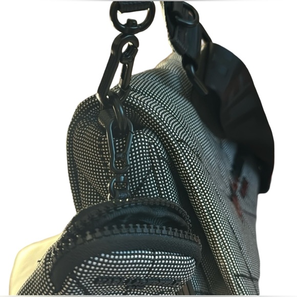 Karl Lagerfeld Paris NWT Black Voyage Neoprene Logo Crossbody Messenger  (P032) - Picture 7 of 11